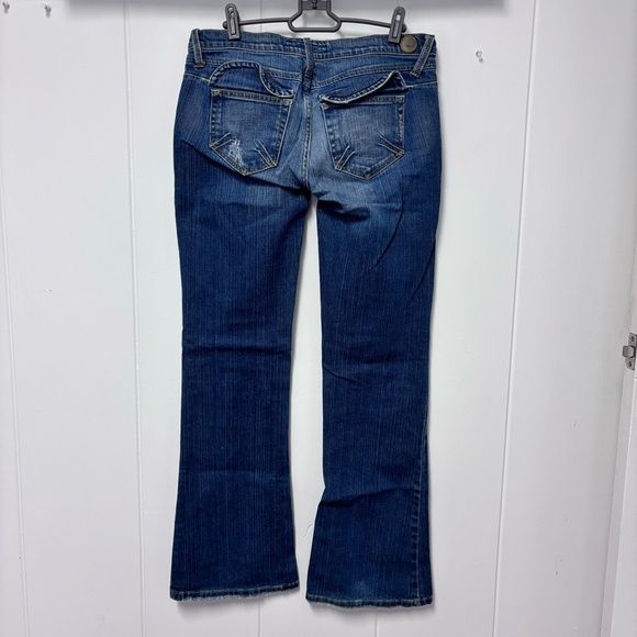 Indie Low-Rise Medium Wash Flared Jean Size 29 - Picture 7 of 7